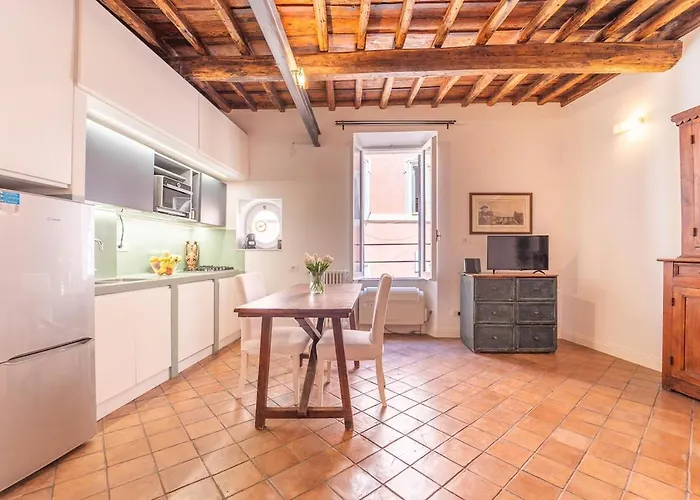 Residenza Storica Frangipane Al Pantheon * Roma